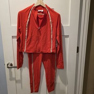 NWT Athleta salutation cropped jacket & elation  7/8 leggings L Red Tan Yoga Gym
